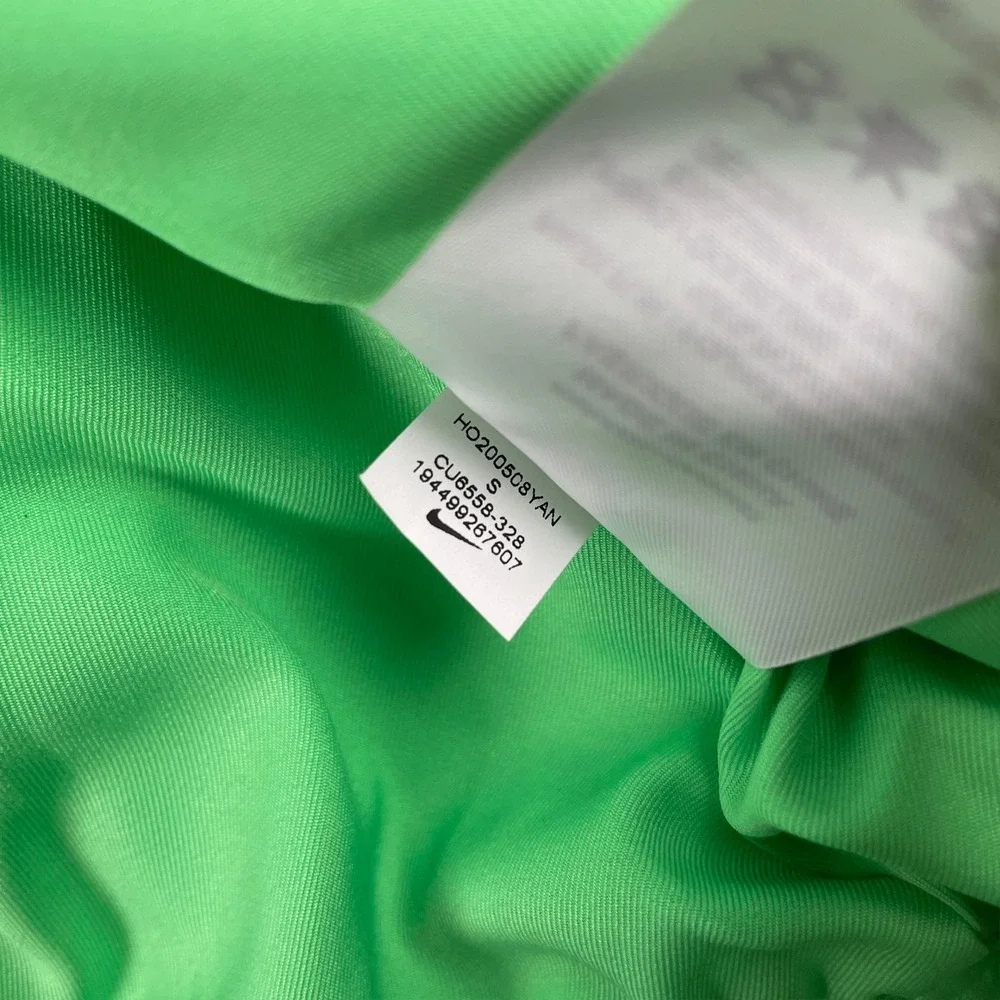 Nike Faux Fur Oversized Swoosh Jacket Womens S Green Black Full Zip Plush Fleece